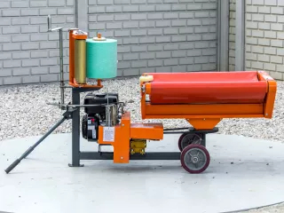 Bale wrapper for Komondor RKB850 and RKB870 round balers (5)