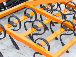 Combinator 180 cm, for Japanese compact tractors, with spring tines and clod crusher, Komondor SKO-180 (10)