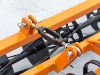 Combinator 180 cm, for Japanese compact tractors, with spring tines and clod crusher, Komondor SKO-180 (11)