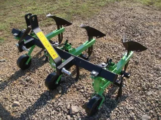 Cultivator with 3 hoe units, with hiller, Komondor SK3 (5)
