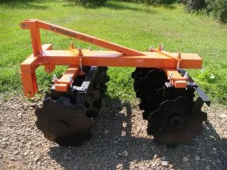 Disc harrow 100 cm, for Japanese compact tractors, Komondor SFT-100 (3)