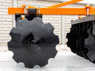 Disc harrow 120 cm, for Japanese compact tractors, Komondor SFT-120 (11)