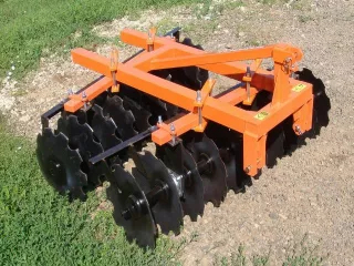 Disc harrow 160 cm, for Japanese compact tractors, Komondor SFT-160 (0)