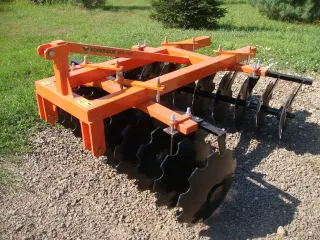 Disc harrow 160 cm, for Japanese compact tractors, Komondor SFT-160 (2)