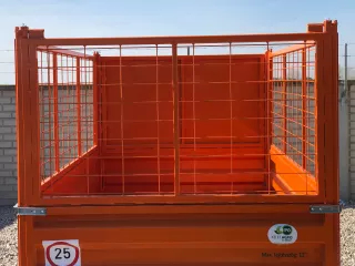 Extra high side panel kit(wire mesh) for Komondor SPK series trailers (3)