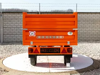 Extra hohe Seitenwand Kit für Komondor SPK-750 Anhänger (3)