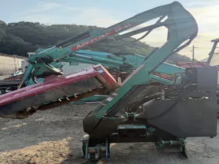 Flail Mower 90 cm, with hydraulic side movement and angular offset adjustment,Sanyo - ZH44 - 1004 (1)