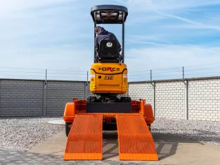 Force Transportanhänger für Force Minibagger, Komondor FPK-2000 (27)