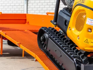 Force transporter trailer for Force mini excavators, Komondor FPK-2000 (22)