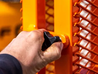 Force transporter trailer for Force mini excavators, Komondor FPK-2000 (31)