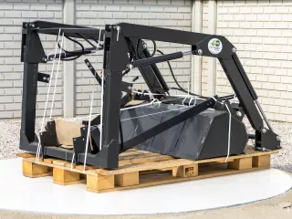 Front loader for Iseki TA215F, TA235F, TA255F, TA275F Japanese compact tractors, Komondor MHR-TA (2)