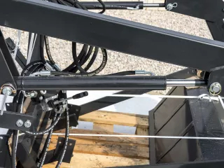 Front loader for Iseki TA215F, TA235F, TA255F, TA275F Japanese compact tractors, Komondor MHR-TA (9)