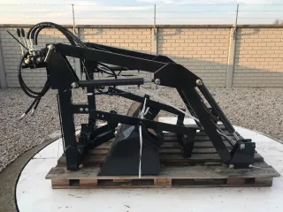 Front loader for Iseki TF17F Japanese compact tractors, Komondor MHR-100TF17F (1)