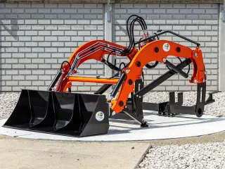 Front loader for Kubota A-15 Japanese compact tractors, Komondor PHR-A-15 (6)