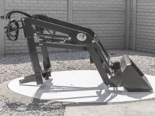 Front loader for Kubota X-20 Japanese compact tractors, Komondor MHR-100X20 (1)
