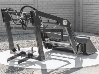 Front loader for Kubota X-20 Japanese compact tractors, Komondor MHR-X20 (2)