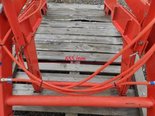 Front loader, Kubota  AutoLaser Marukyu, used (9)