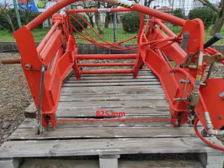 Front loader, Kubota  AutoLaser Marukyu, used (10)