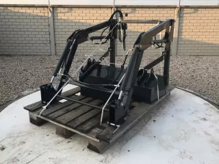 Frontlader für Iseki TF17F japanischen Kleintraktor, Komondor MHR-TF17F (6)