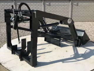 Frontlader für Iseki TG25 japanischen Kleintraktor, Komondor MHR-TG25 (3)