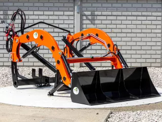 Frontlader für Kubota A-15 japanischen Kleintraktor, Komondor PHR-A-15 (0)