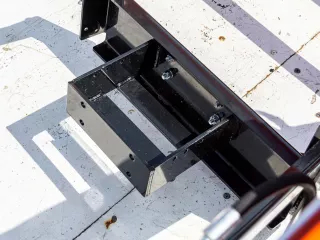 Frontlader für Kubota A-15 japanischen Kleintraktor, Komondor PHR-A-15 (8)