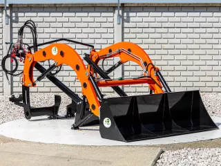 Frontlader für Kubota GB200 japanischen Kleintraktor, Komondor PHR-GB200 (0)