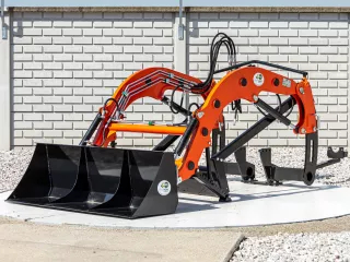 Frontlader für Kubota GL23 japanischen Kleintraktor, Komondor PHR-GL23 (6)