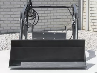 Frontlader für Yanmar F24, F24D, FX24, FX24D japanische Kleintraktoren, Komondor MHR-F24 (7)