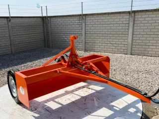 Hydraulic box blade for Japanese compact tractors, Komondor SF-170 (0)