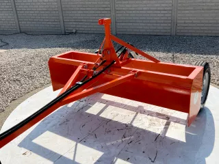 Hydraulic box blade for Japanese compact tractors, Komondor SF-170 (6)