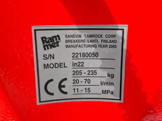 Hydraulic breaking hammer, Sandvik in22 (3)