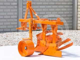 Plow with 2 heads, for 15-23HP Japanese compact tractors, Komondor SER-2 (2)