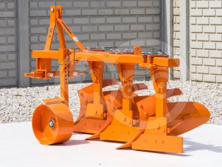 Plow with 3 heads, for 24-30HP Japanese compact tractors, Komondor SE-3 (3)