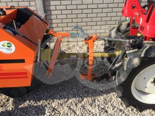 Universal towing device for round baler Komondor RKB-850/870 (1)
