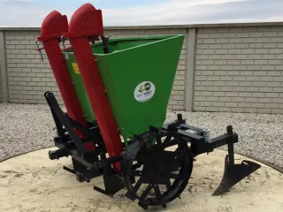 Kartoffelnsetzmaschine (2 Reihen) (6)