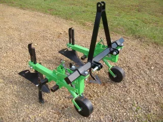 Kultivator 2-reihig, mit Kartoffelpflege Hacken, zur japanischen Kleintraktoren, Komondor SK2 (0)