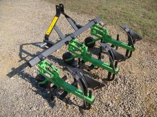 Kultivator 3-reihig, mit Kartoffelpflege Hacken, Komondor SK3 (3)