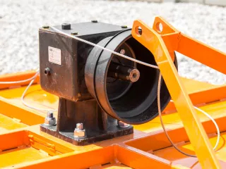 Mulcher 125cm, für japanischen Kleintraktoren, Komondor SRZ-125 (4)