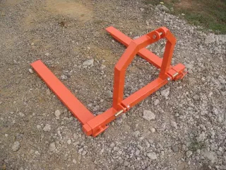 Pallet fork for Japanese compact tractors, Komondor RV-300 (2)