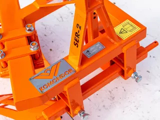 Plow with 2 heads, for 15-23HP Japanese compact tractors, Komondor SER-2 (12)
