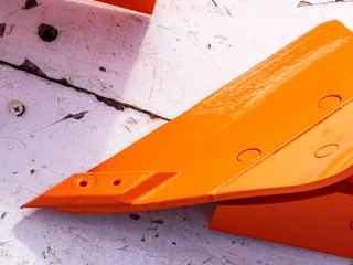 Plow with 3 heads, for 19-30HP Japanese compact tractors, Komondor SER-3 (9)