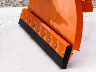 Rear mounted snow plow 140cm, hidraulic angle adjustment, Komondor SHLRH-140 (5)