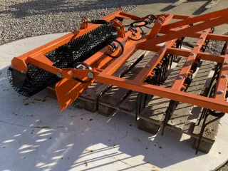 Reitplatzpfleger für Kleintraktoren, Komondor SLM-160 (7)