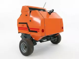 Round baler  for Japanese compact tractors, 50x70cm, with net wrapper Komondor RKB-850N (1)