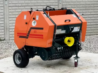 Rundbalenpresse für japanische Kleintraktoren, 60x70cm, mit Netzwickler, Komondor RKB-870N (4)