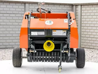 Rundballenpresse für japanische Kleintraktoren, 50x70cm, Komondor RKB-850 (7)