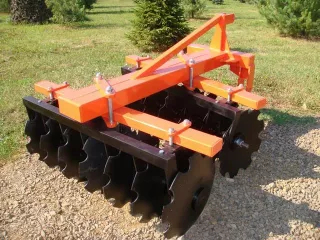 Scheibenegge 110 cm, zur japanischen Kleintraktoren, Komondor SFT-110 (2)