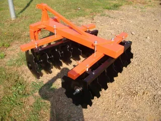 Scheibenegge 110 cm, zur japanischen Kleintraktoren, Komondor SFT-110 (4)