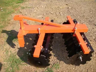 Scheibenegge 110 cm, zur japanischen Kleintraktoren, Komondor SFT-110 (5)